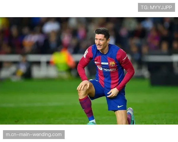 巴萨莱万眼眶骨折佩戴护目镜复出 锋线支点作用存疑